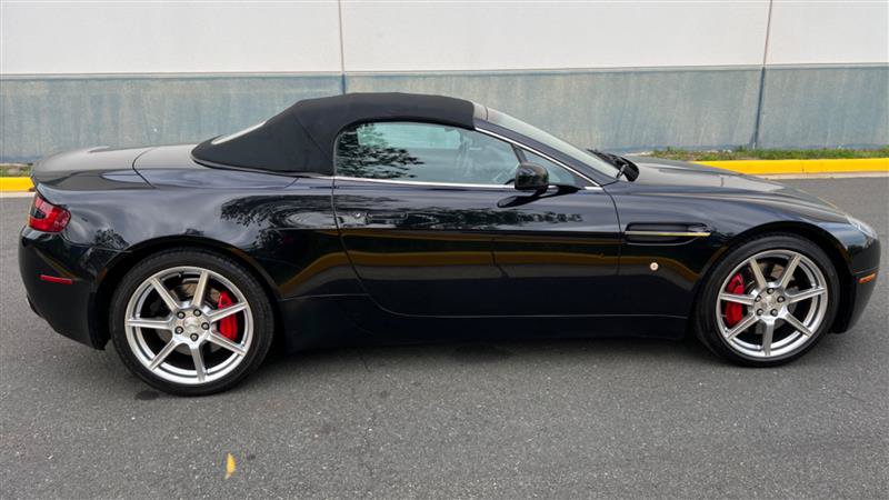 Used 2008 Aston Martin V8 Vantage Roadster RWD image 13