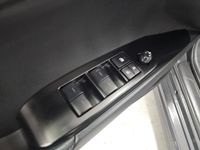 Used 2026 Toyota Camry XSE AWD/4WD image 12