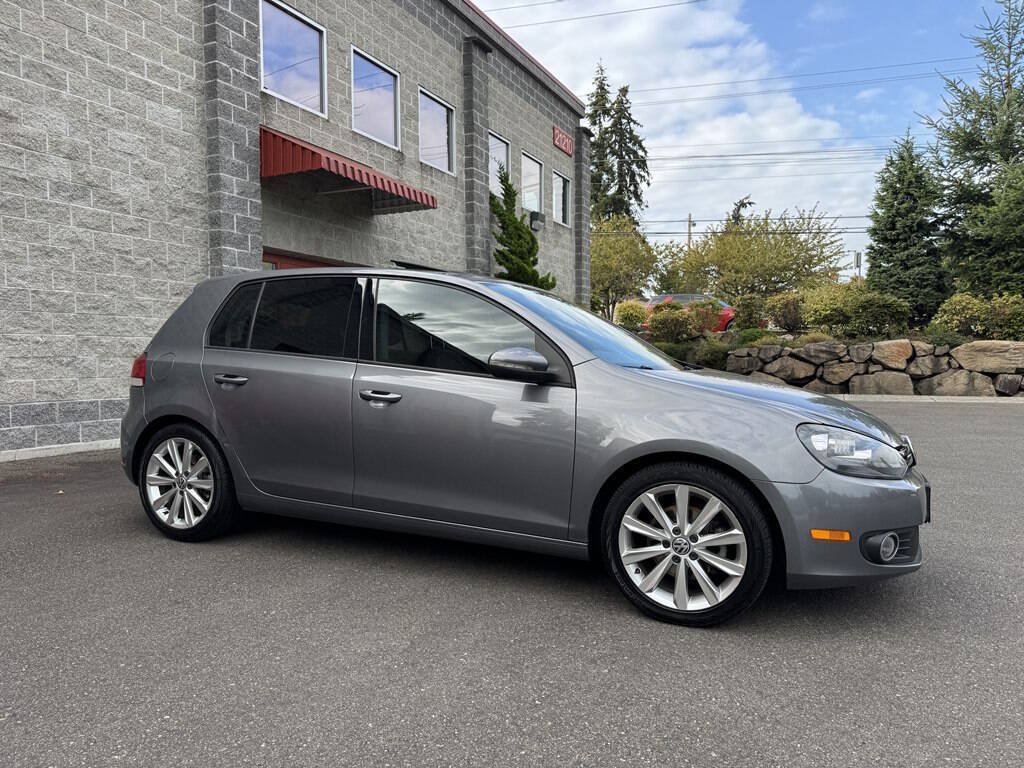 Used 2012 Volkswagen Golf TDI FWD image 2