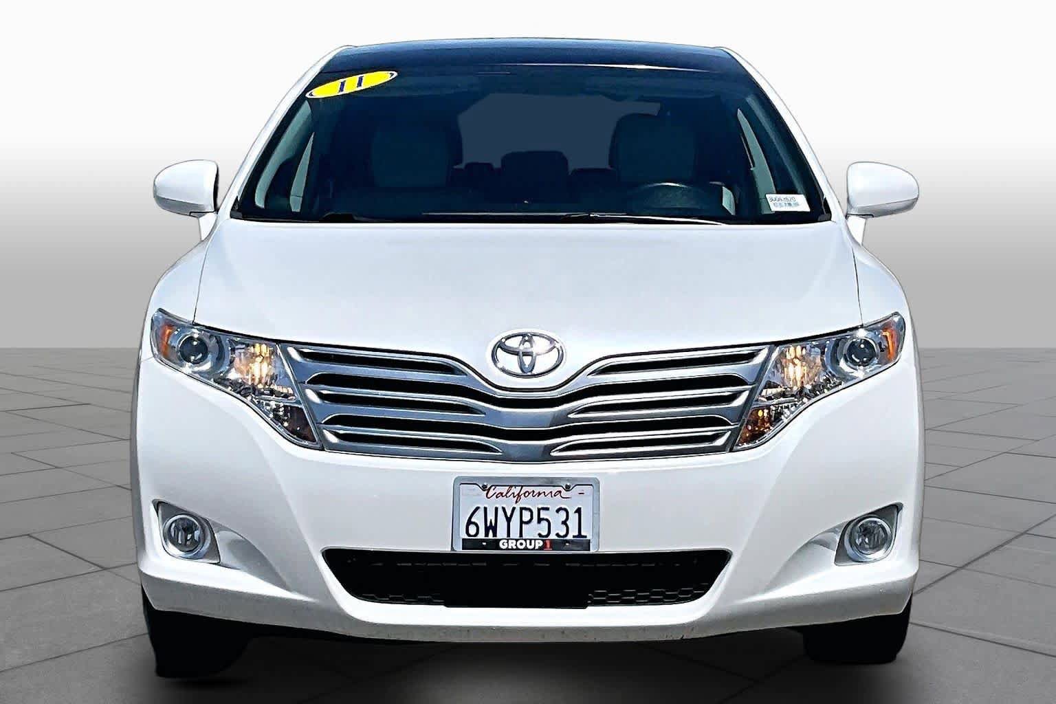 Used 2011 Toyota Venza AWD w/ Premium Pkg #2 image 3