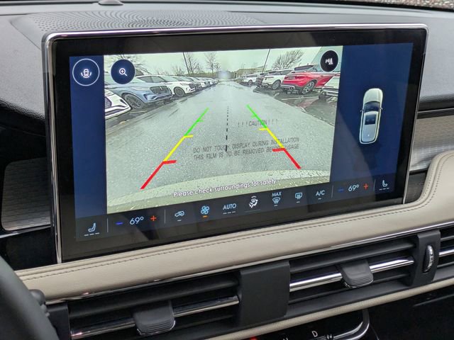 New 2026 Lincoln Corsair Premiere image 17