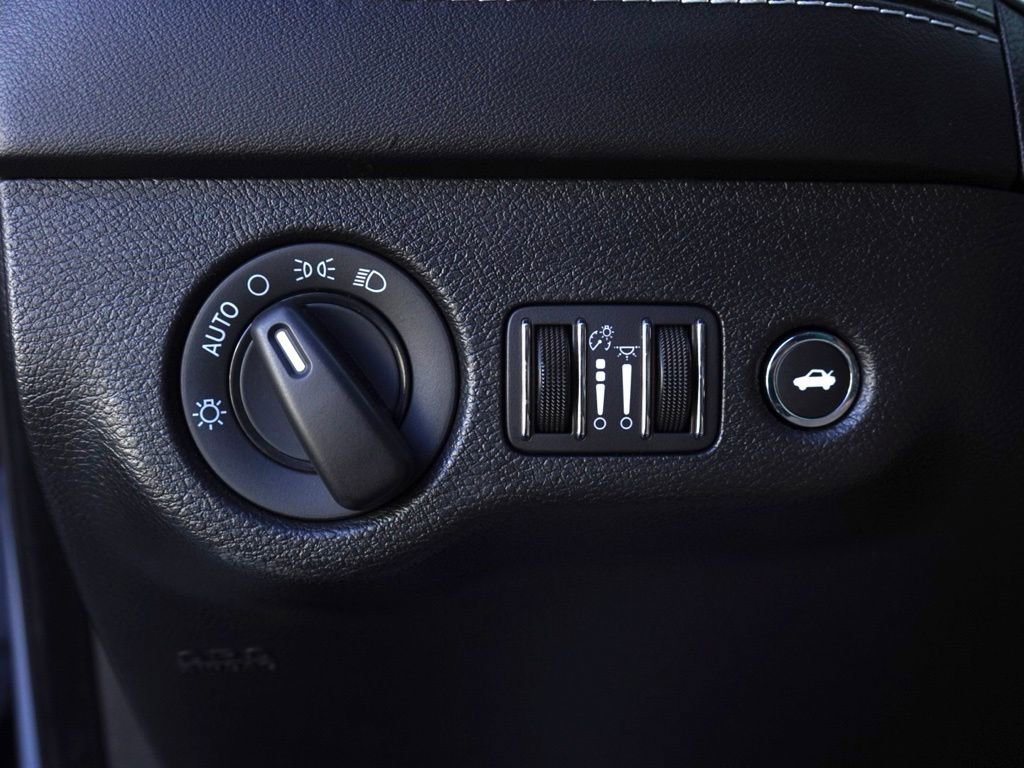 Used 2023 Dodge Charger SRT Hellcat w/ Harman/Kardon Audio Group image 11