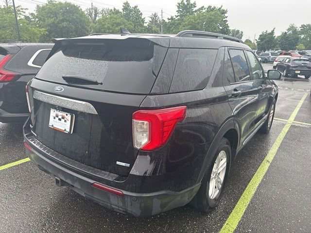 Used 2020 Ford Explorer XLT w/ Comfort Package AWD/4WD image 4