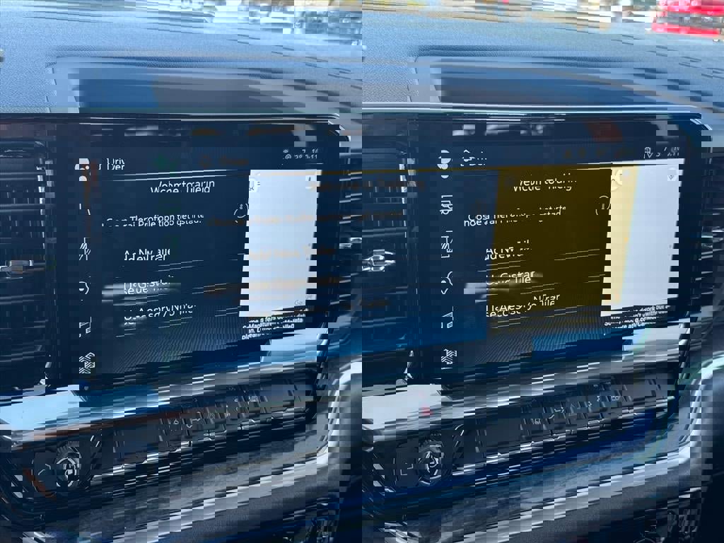 Used 2024 Chevrolet Silverado 3500 LTZ image 15