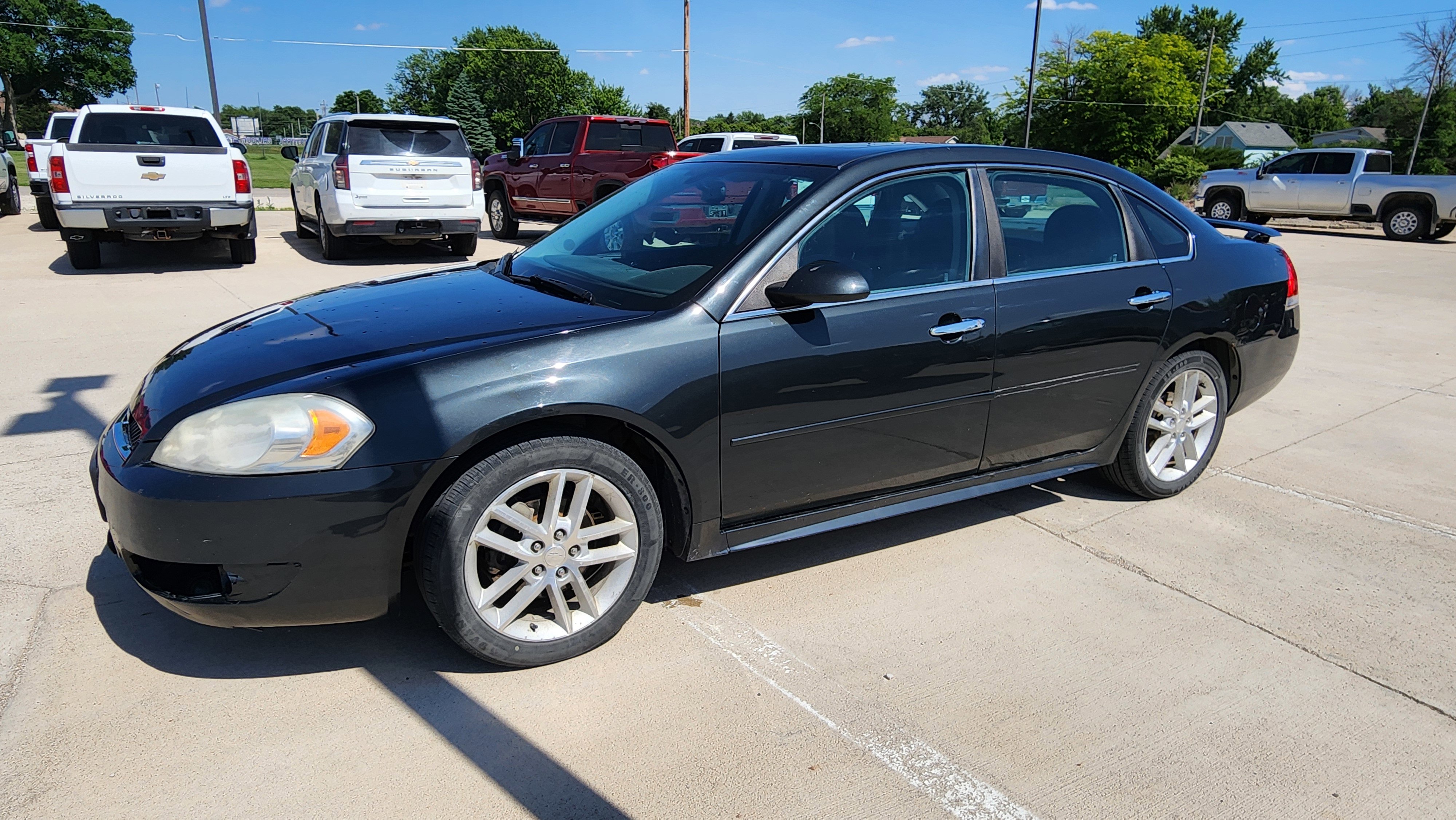 Used 2013 Chevrolet Impala LTZ FWD image 8
