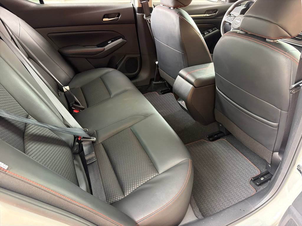 Used 2023 Nissan Altima 2.5 SR FWD image 30
