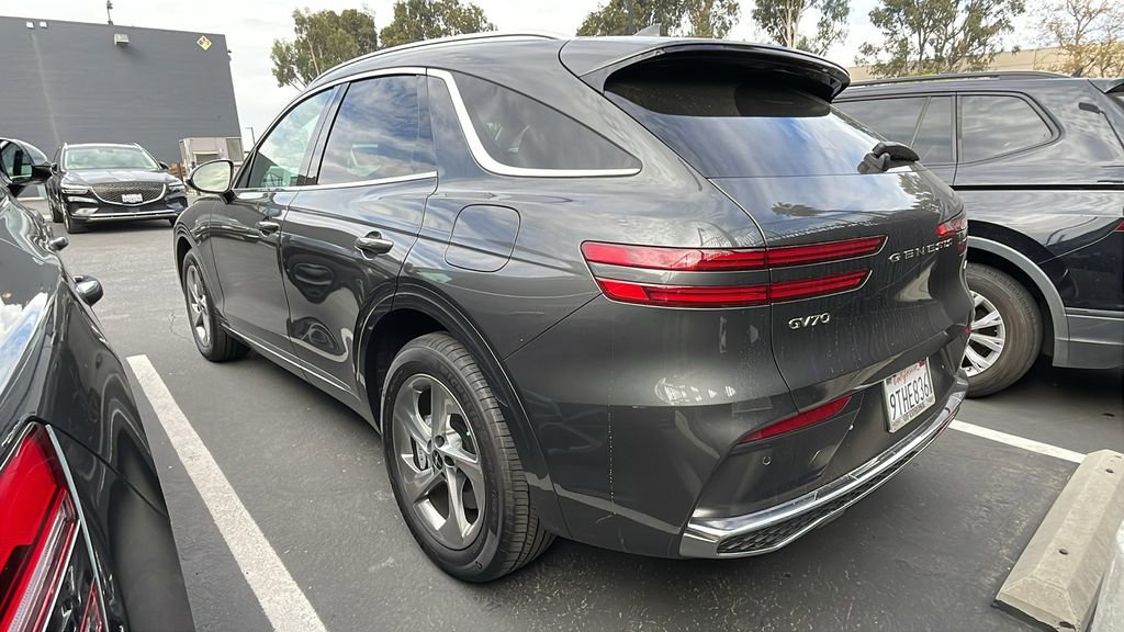 Used 2026 Genesis GV70 2.5T image 4