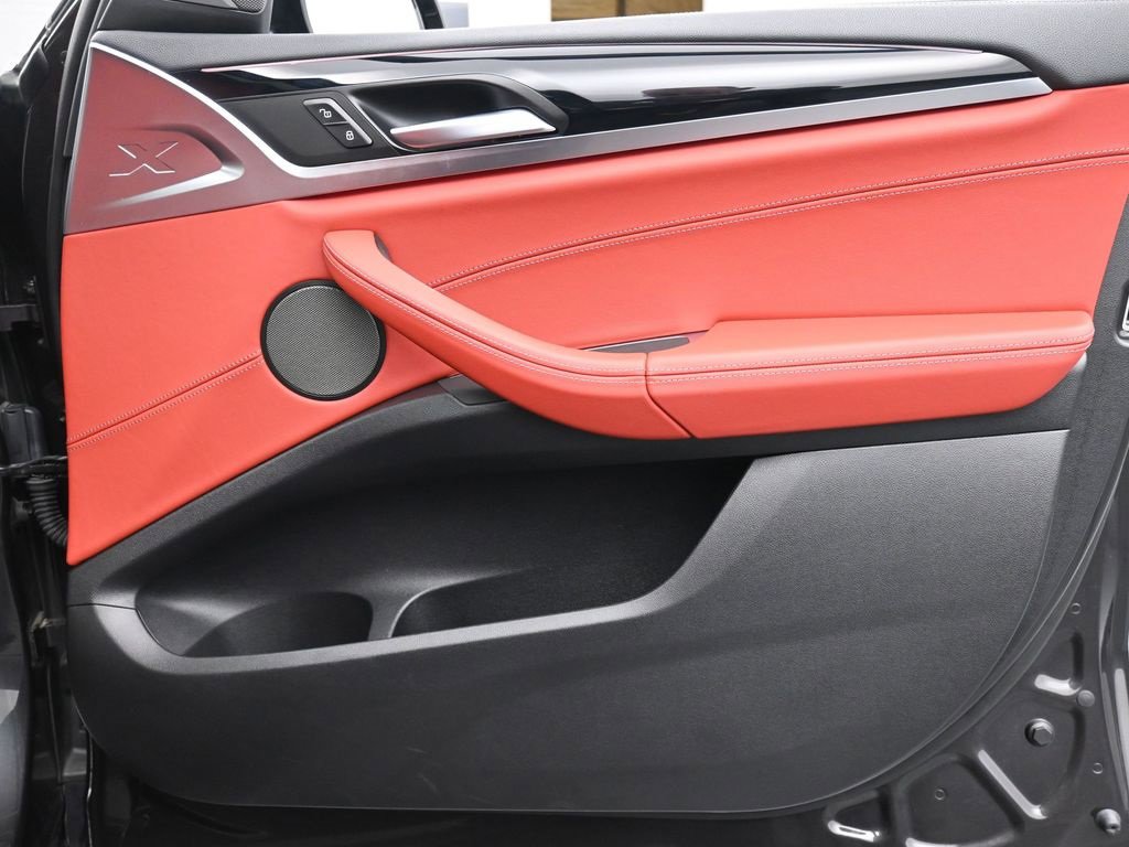 Used 2023 BMW X4 M image 26