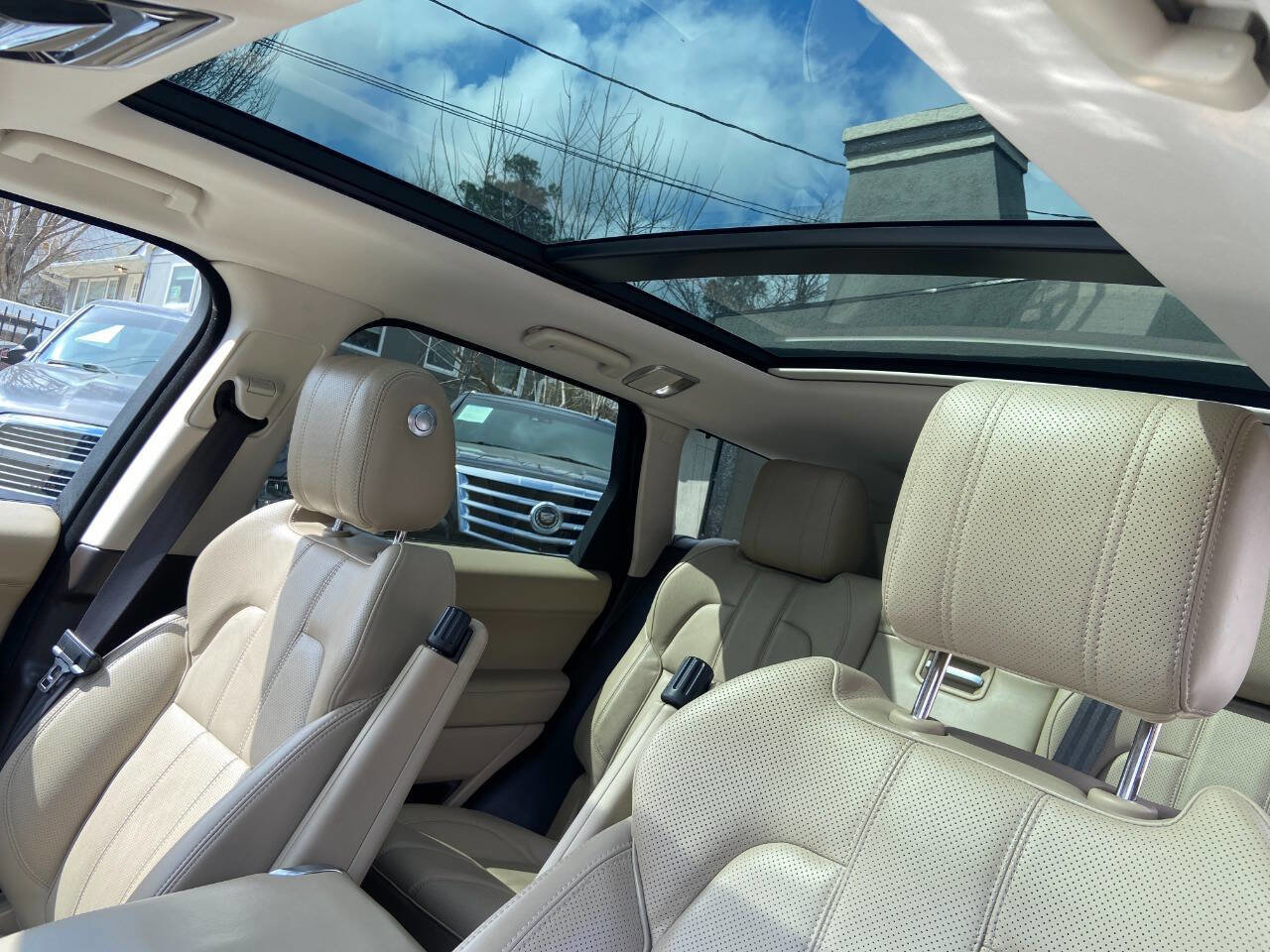 Used 2016 Land Rover Range Rover Sport HSE image 17