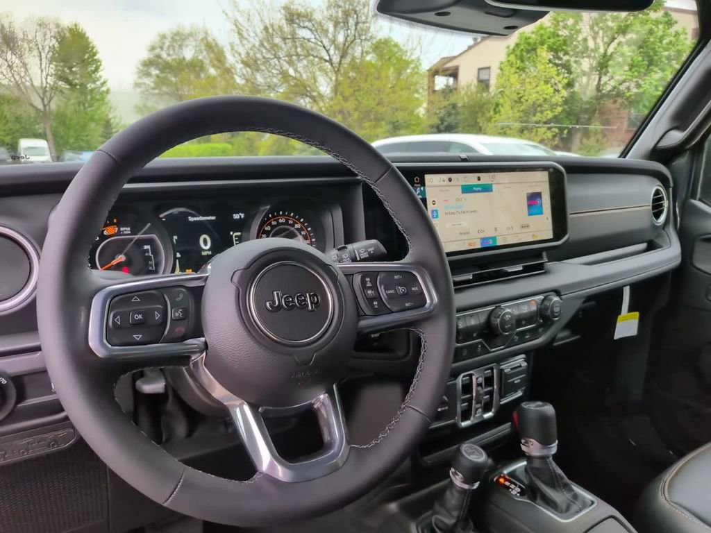 New 2026 Jeep Wrangler Unlimited Sahara AWD/4WD image 27