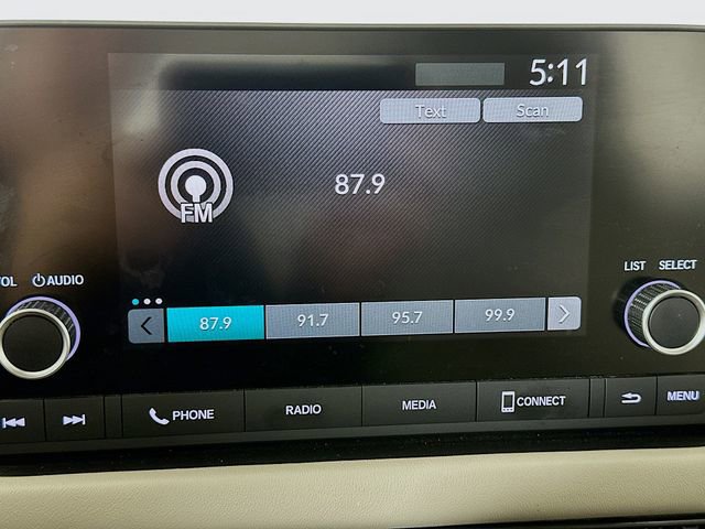 Certified 2024 Honda HR-V LX image 23