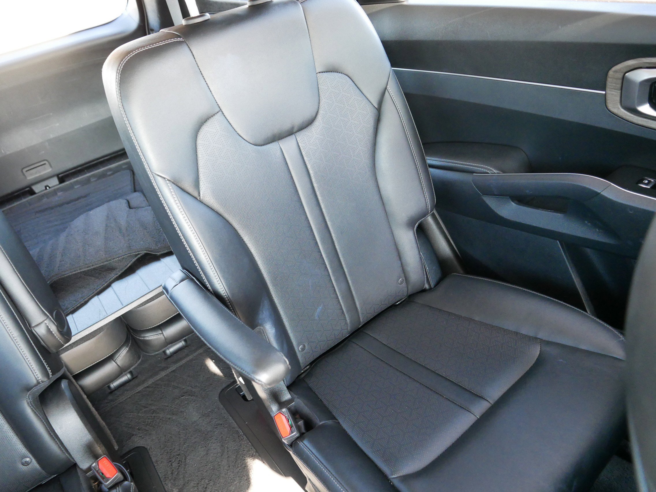 Certified 2022 Kia Sorento X-Line EX image 14