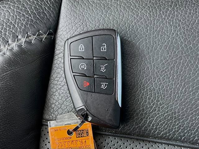 Used 2023 GMC Yukon Denali image 12