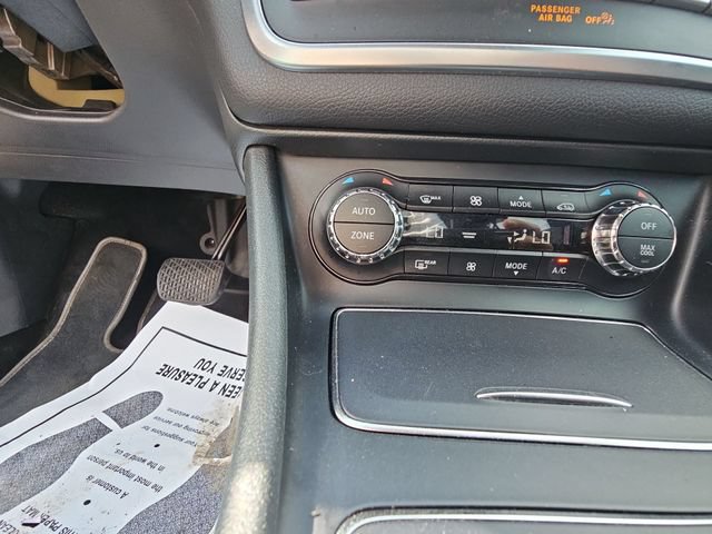 Used 2019 Mercedes-Benz GLA 250 4MATIC image 38