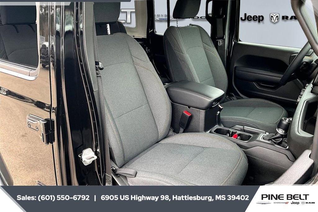 Used 2024 Jeep Wrangler Sport S image 6