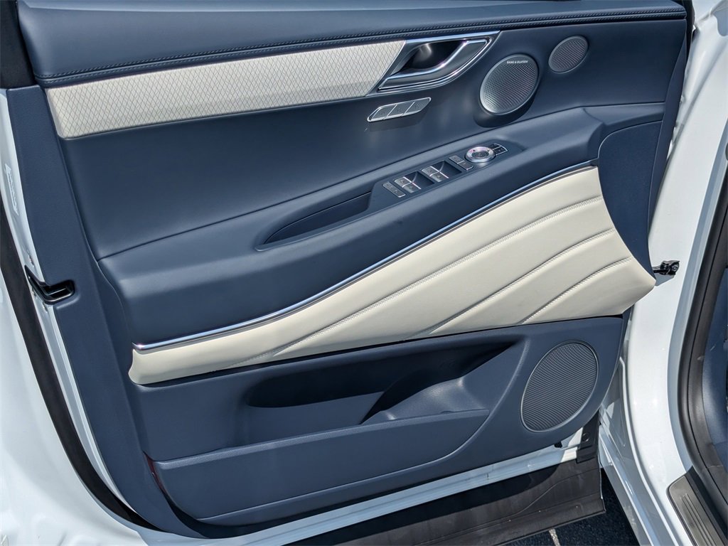 New 2026 Genesis GV80 3.5T Prestige image 10