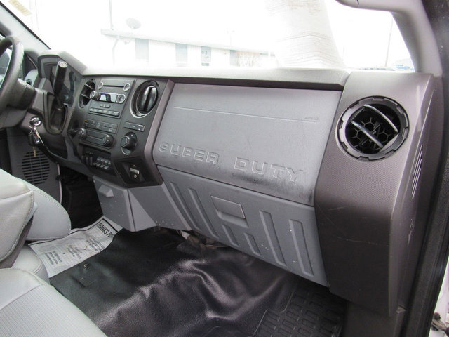 Used 2014 Ford F450 XL w/ Power Equipment Group image 16