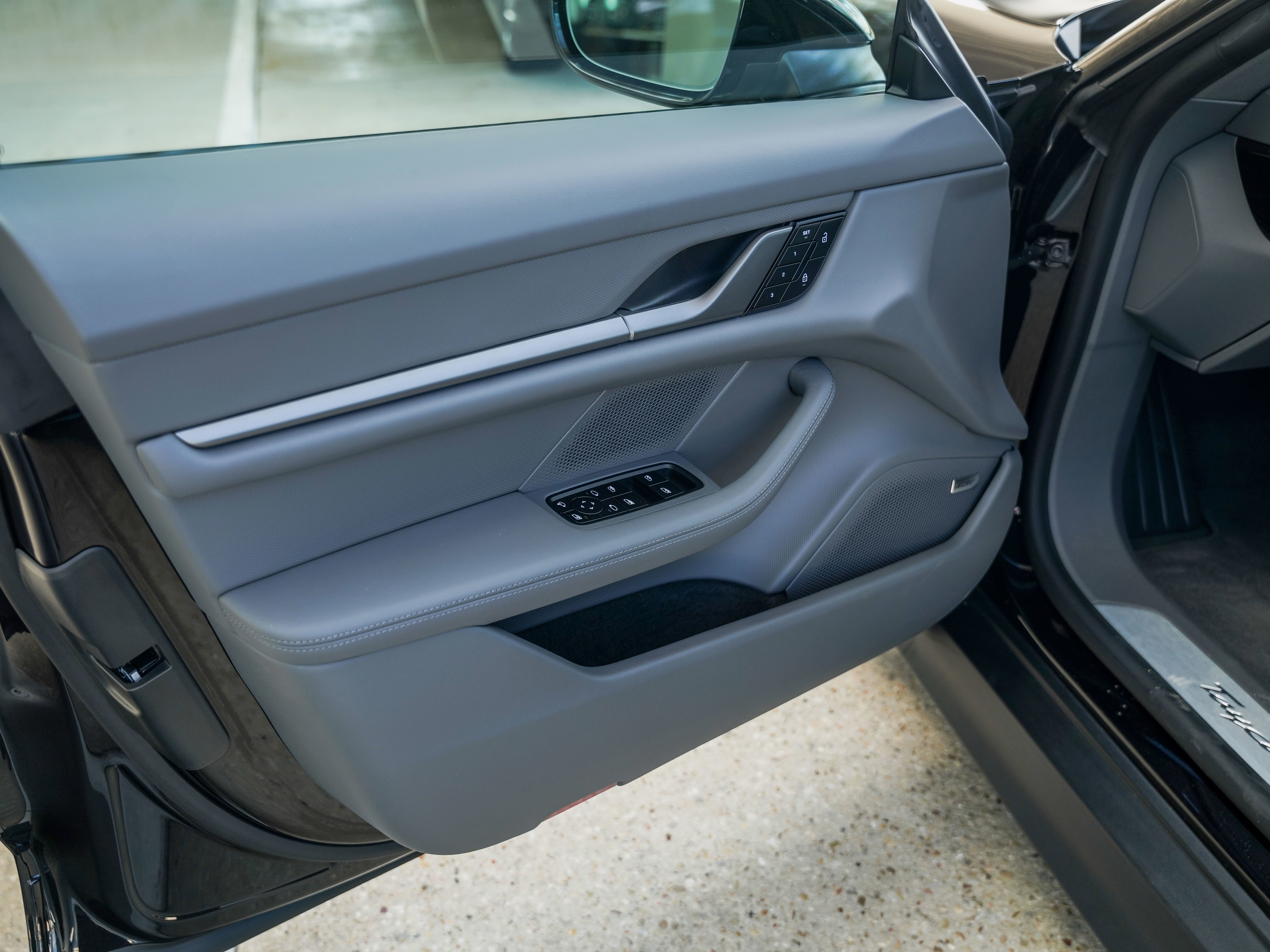 New 2025 Porsche Taycan image 16