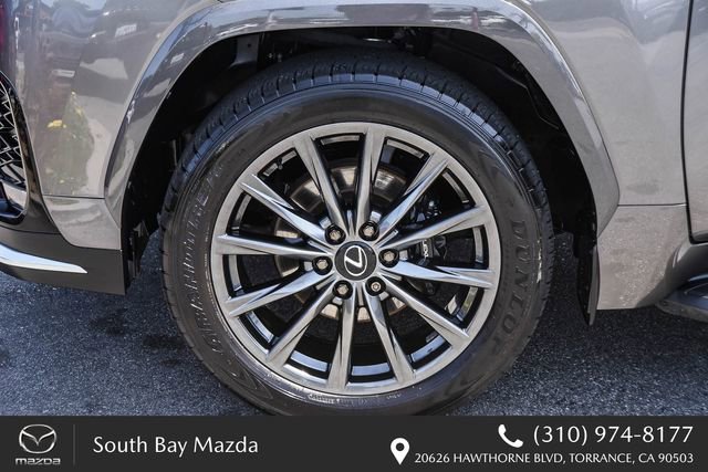 Used 2024 Lexus LX 600 F Sport AWD/4WD image 11