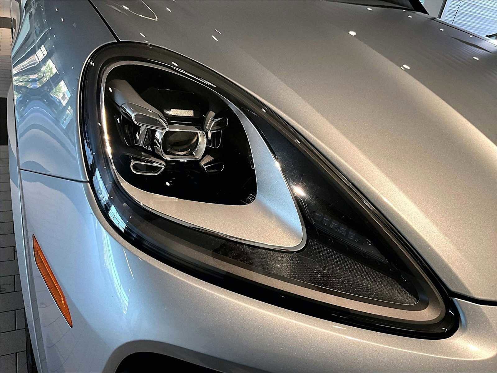 Used 2023 Porsche Cayenne image 15