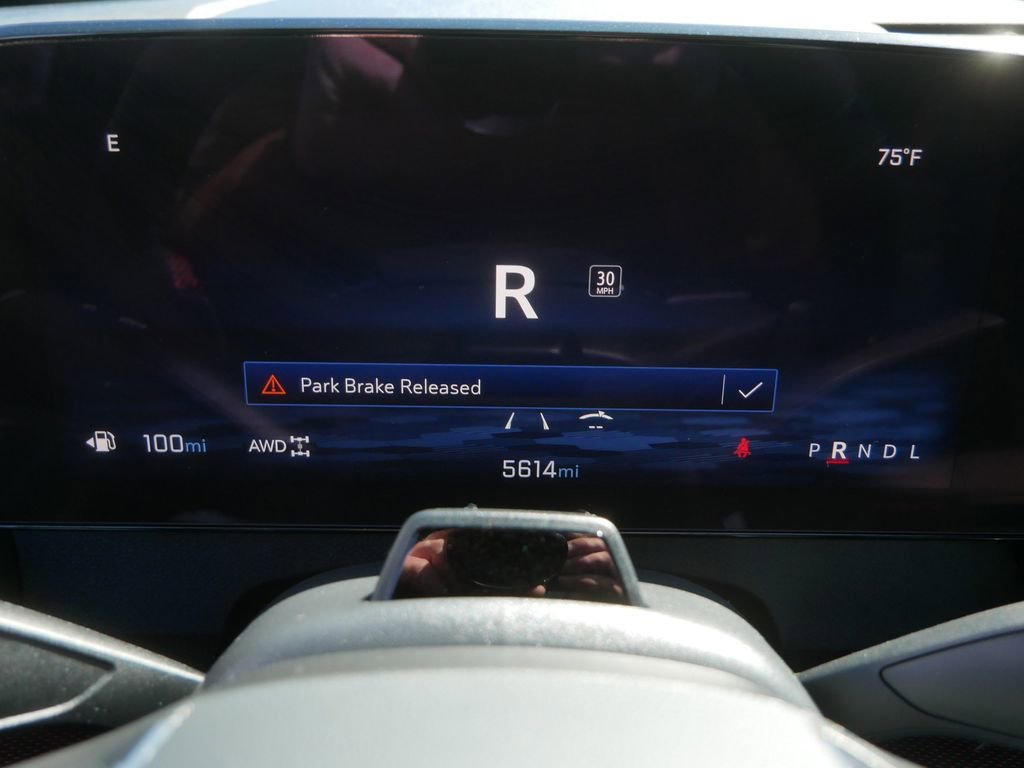 Used 2025 Chevrolet Traverse RS w/ LPO, Floor Liner Package AWD/4WD image 35