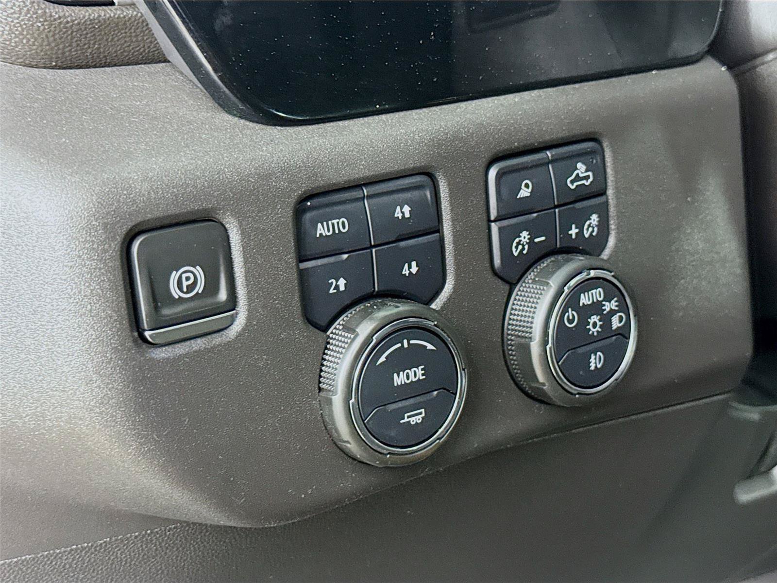 Used 2023 Chevrolet Silverado 1500 ZR2 AWD/4WD image 12