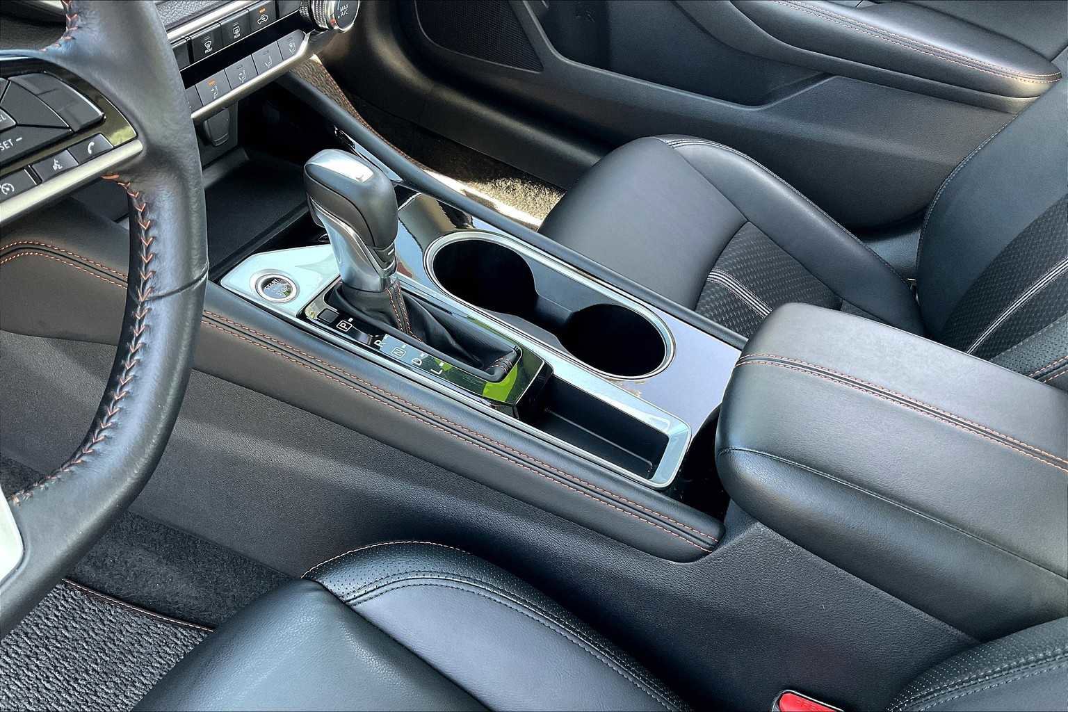 Used 2024 Nissan Altima 2.5 SR image 15