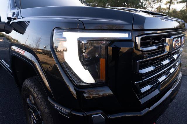 Used 2024 GMC Sierra 2500 AT4 w/ AT4 Premium Plus Package image 39