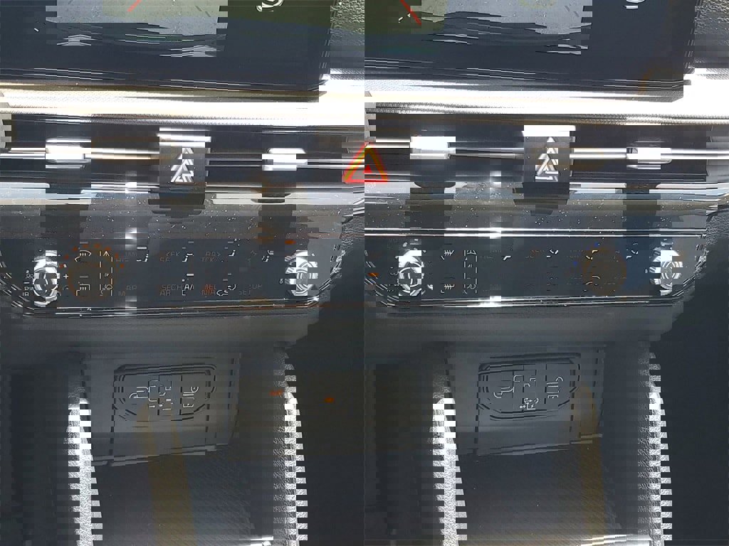 New 2026 Kia Sportage LX w/ LX Convenience Package image 17