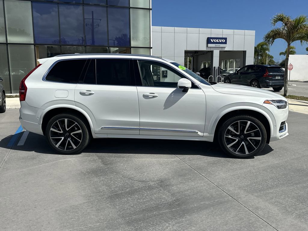 Used 2025 Volvo XC90 B5 Plus w/ Protection Package Premier image 5