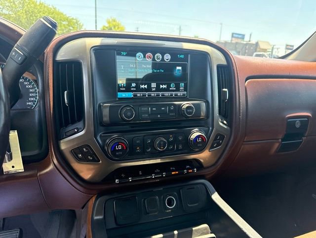 Used 2017 Chevrolet Silverado 1500 High Country AWD/4WD image 24