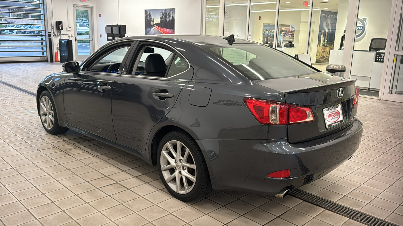 Used 2011 Lexus IS 250 AWD w/ Premium Pkg Value Edition image 7