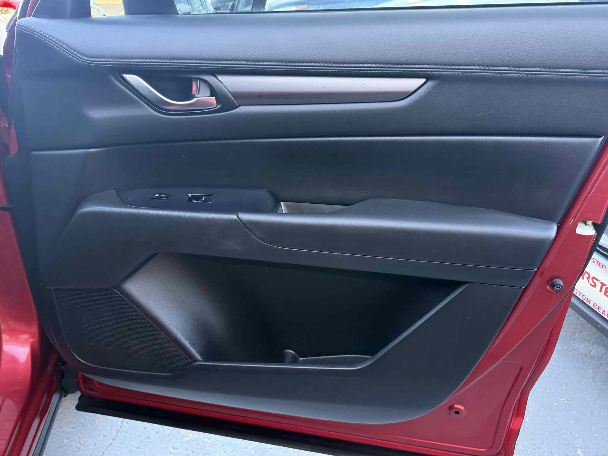 Used 2019 MAZDA CX-5 Touring FWD image 26