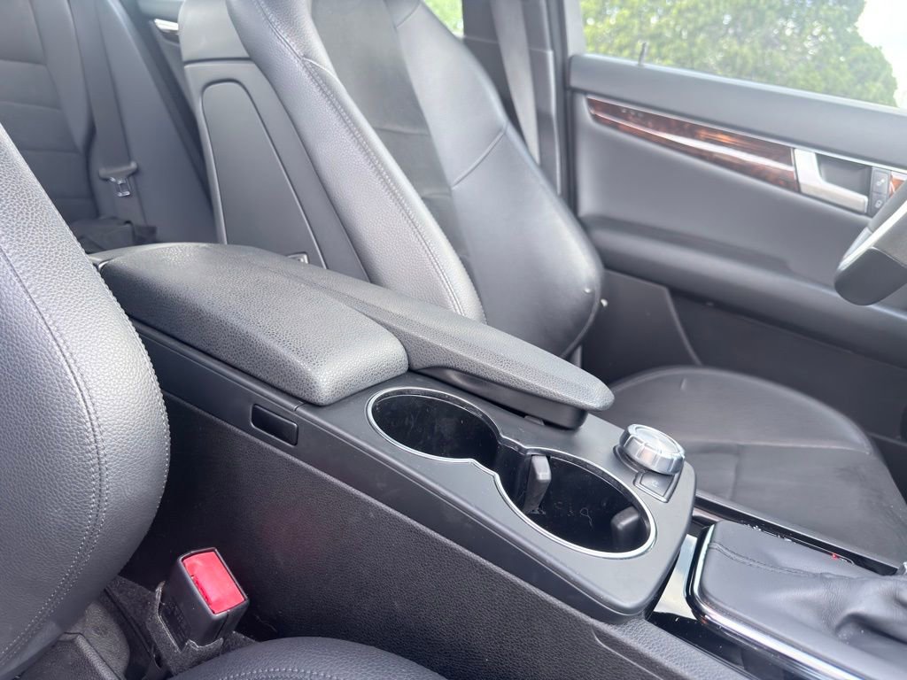 Used 2013 Mercedes-Benz C 63 AMG Sedan image 40