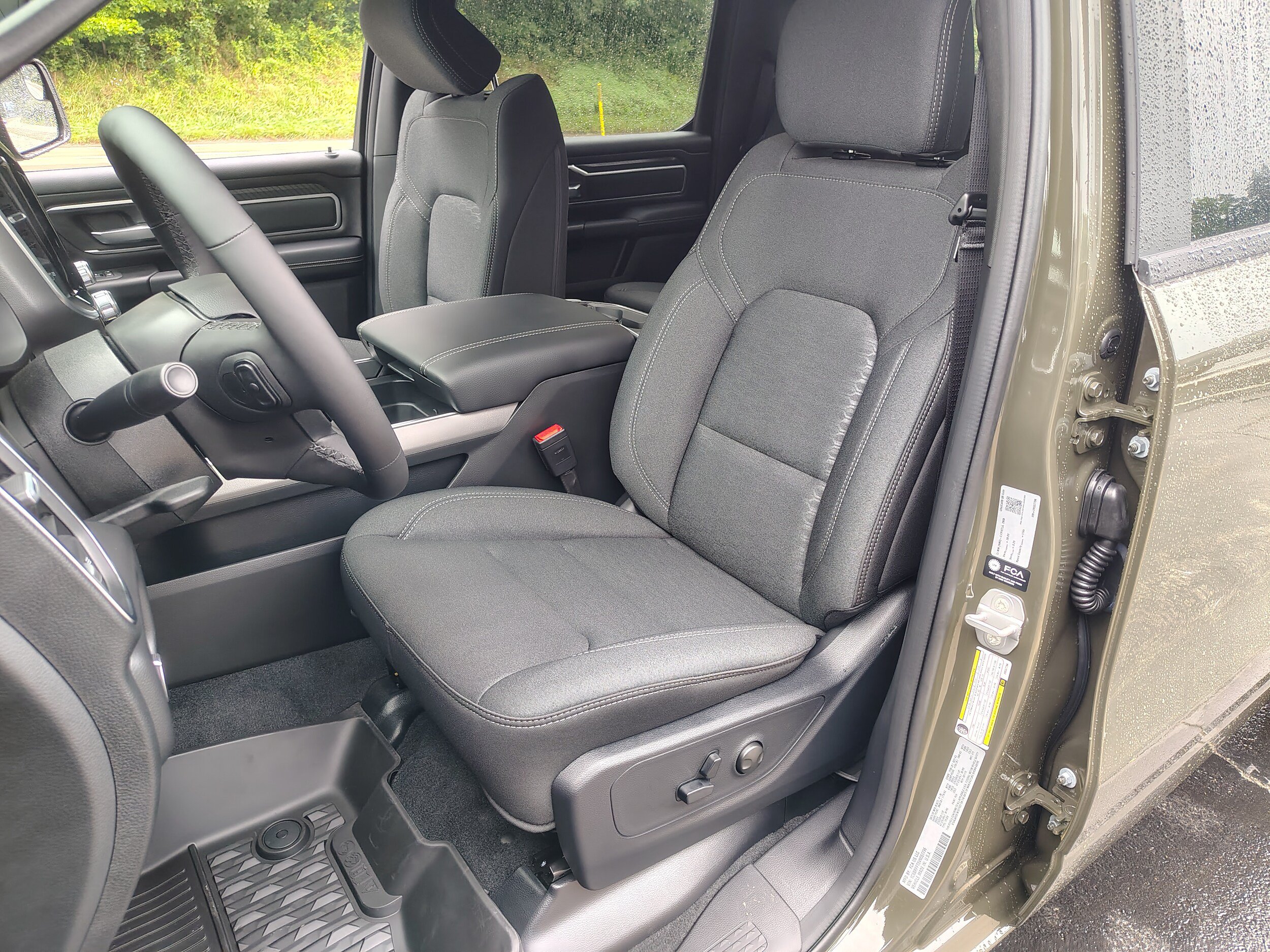 New 2027 RAM 1500 Big Horn AWD/4WD image 14