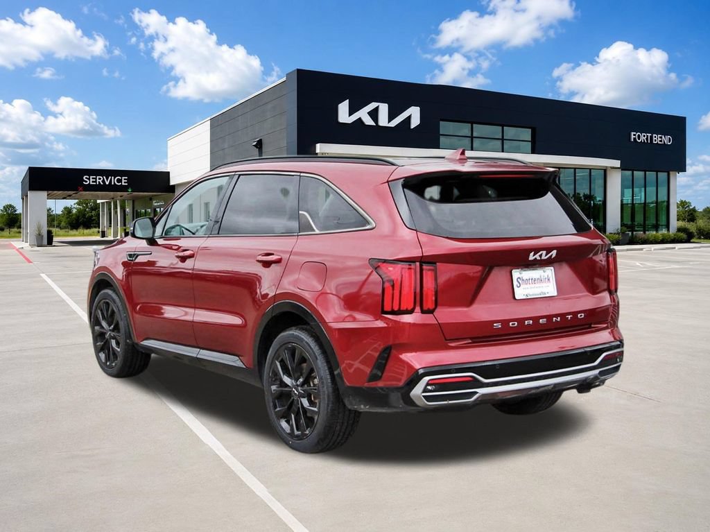 Certified 2022 Kia Sorento SX FWD image 7