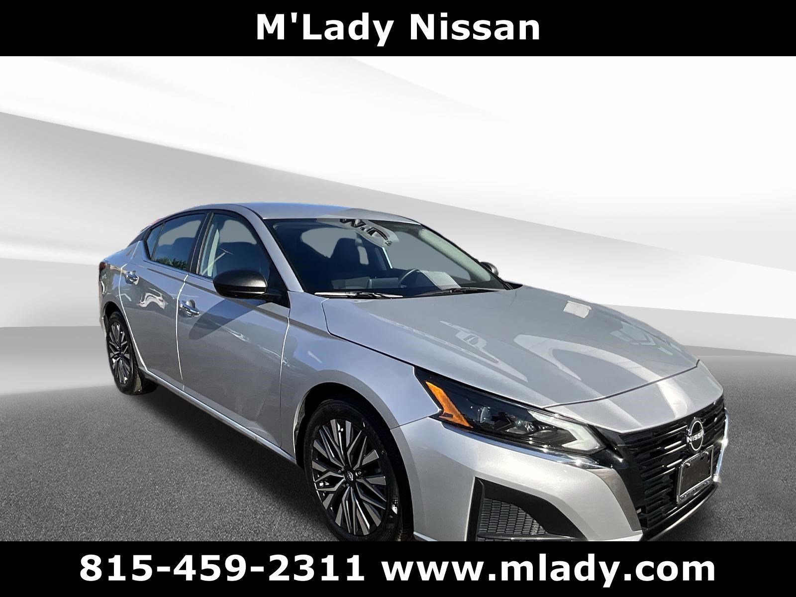 Used 2024 Nissan Altima 2.5 SV