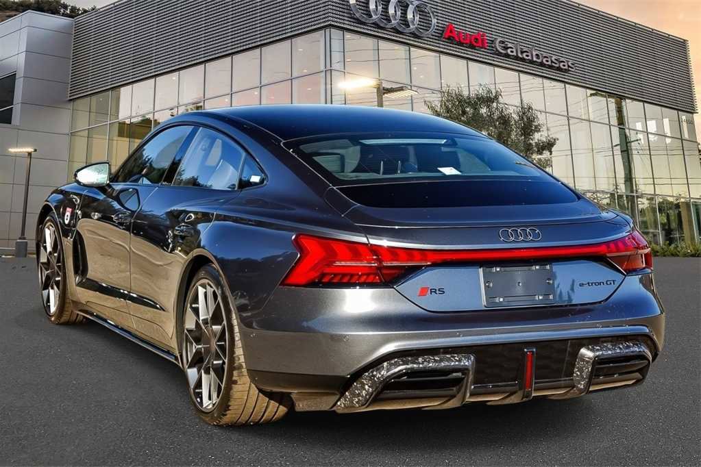 New 2026 Audi RS e-tron GT performance image 6