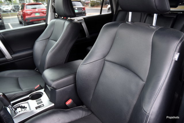 Used 2024 Toyota 4Runner Limited RWD image 9