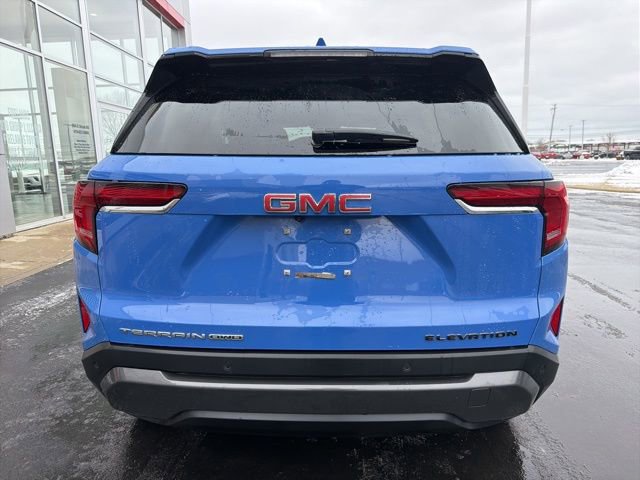 Used 2025 GMC Terrain Elevation w/ Elevation Premium Package image 6