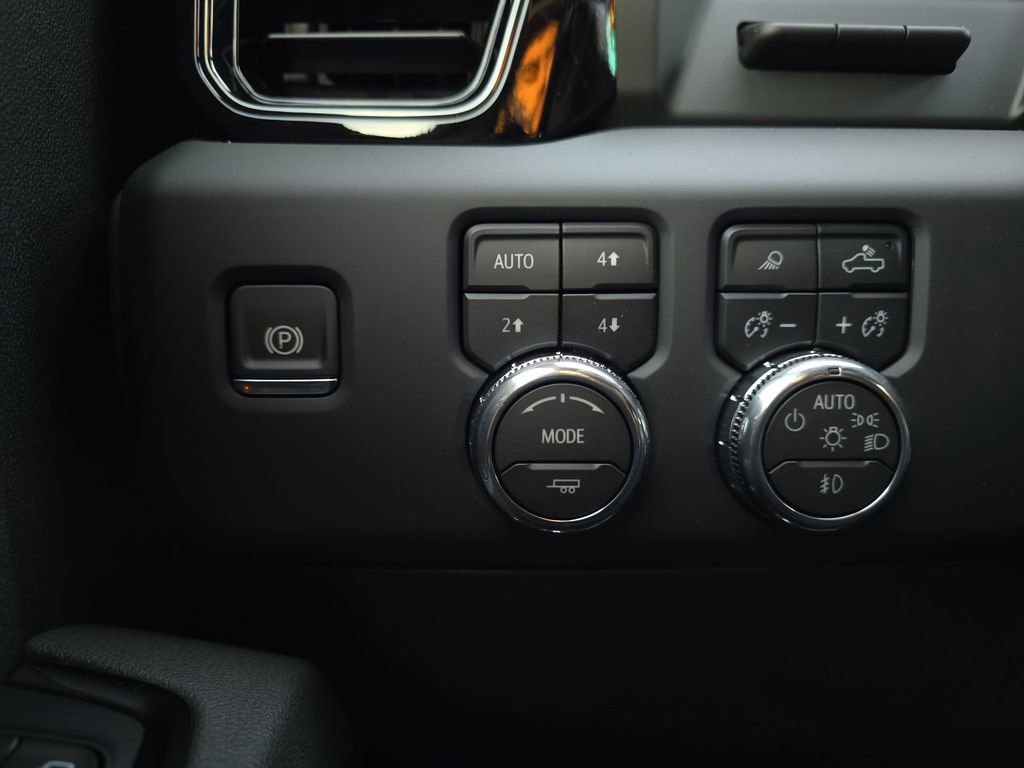New 2026 GMC Sierra 2500 AT4 w/ AT4 Premium Plus Package image 26