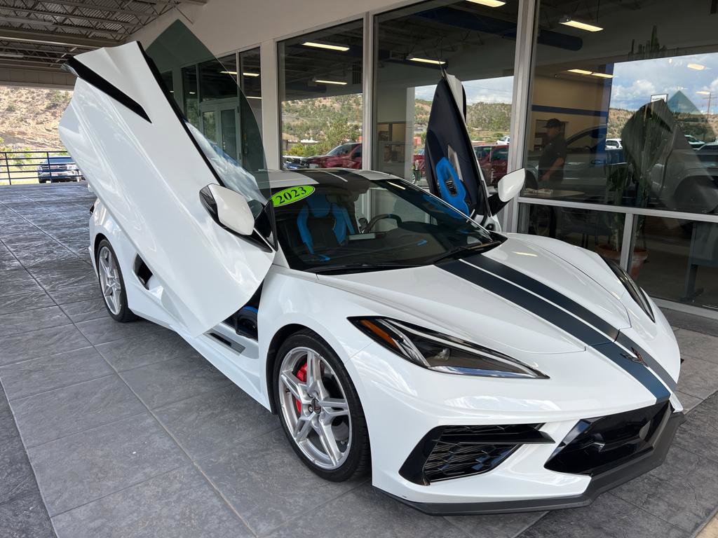 Used 2023 Chevrolet Corvette Stingray Premium Conv w/ Z51 Performance Package image 8