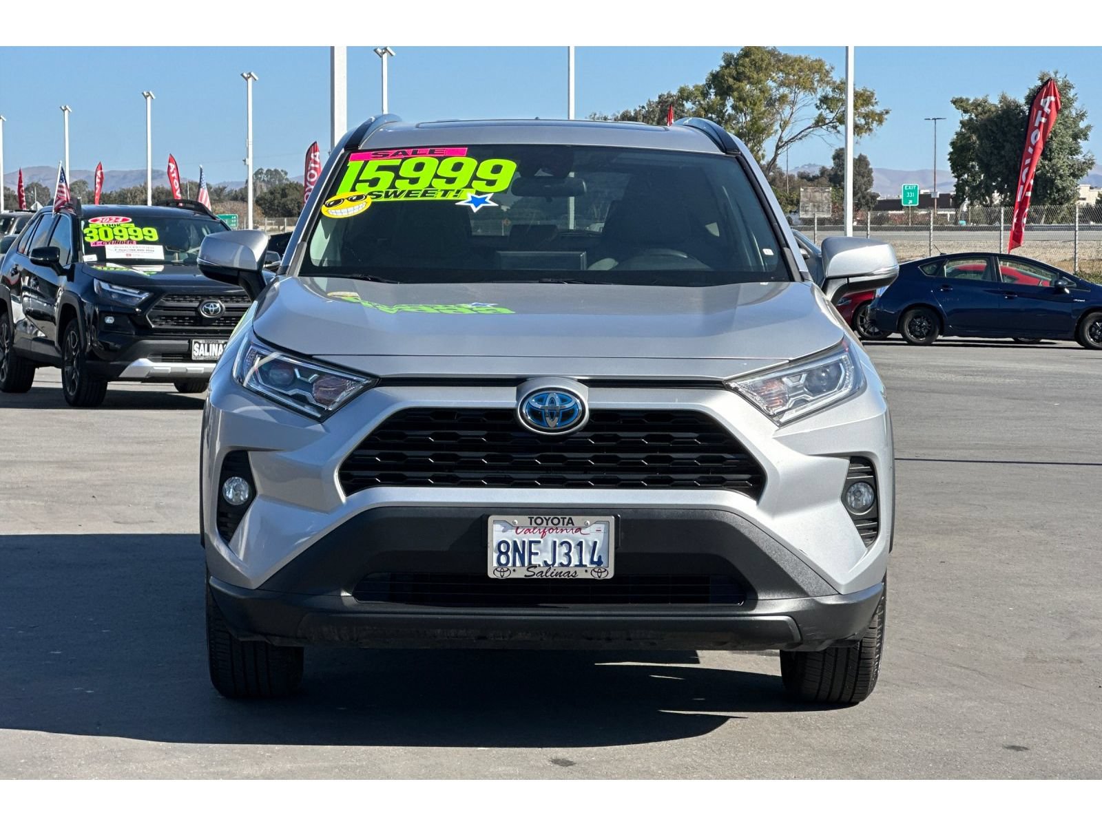 Used 2020 Toyota RAV4 XLE w/ Convenience Package AWD/4WD image 9