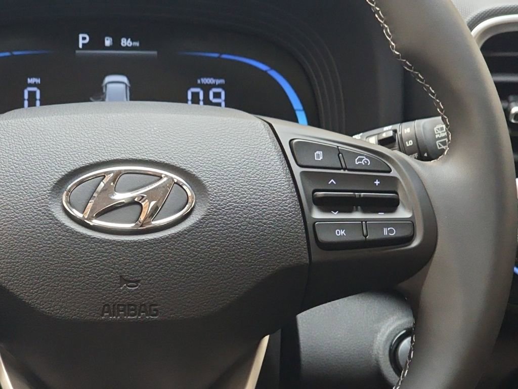 New 2026 Hyundai Venue SEL image 17