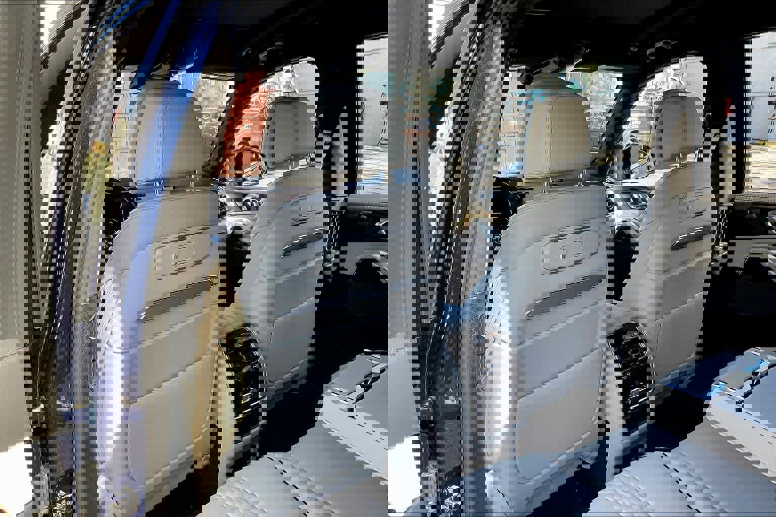 Used 2026 BMW X7 xDrive40i w/ M Sport Package image 22