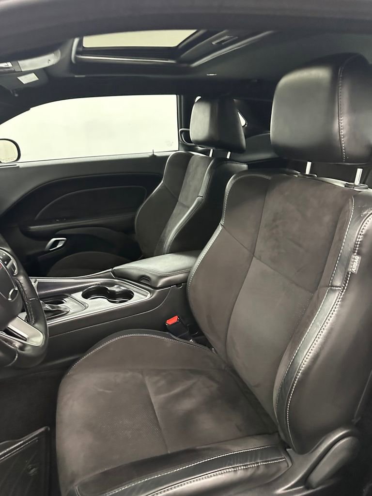 Used 2018 Dodge Challenger SXT Plus image 13