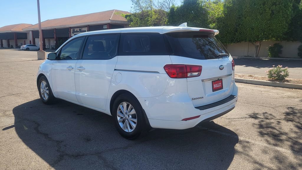 Used 2018 Kia Sedona L image 6