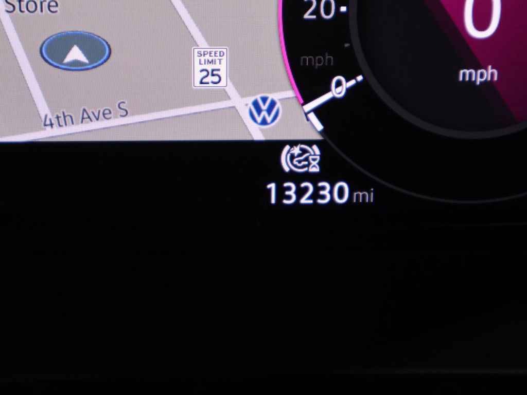 Used 2025 Volkswagen Atlas SEL Premium R-Line image 39