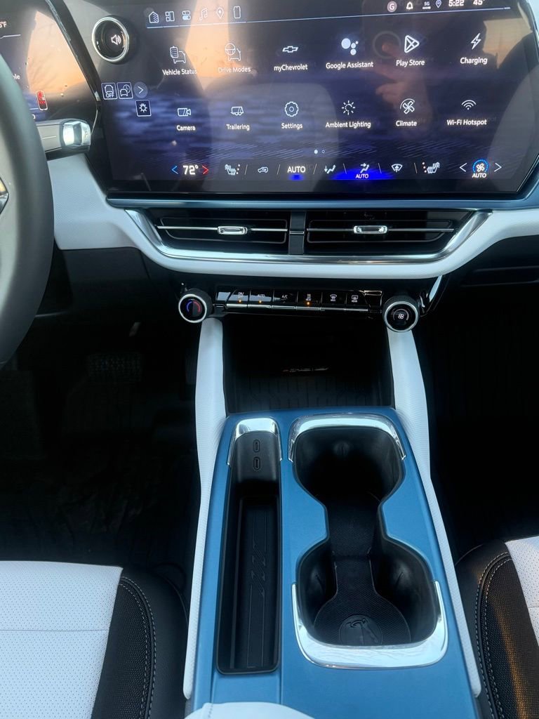 New 2026 Chevrolet Equinox EV LT FWD image 21