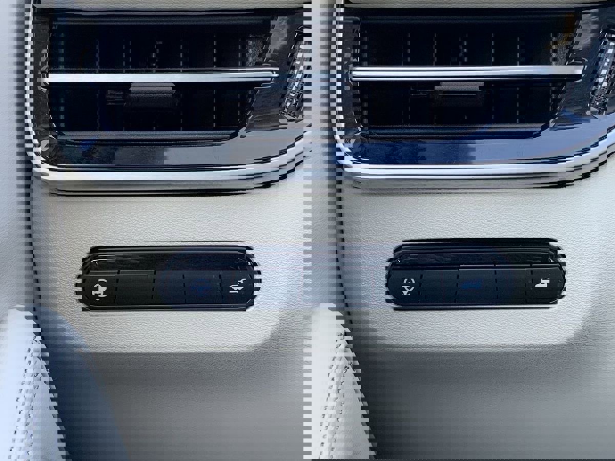 Used 2022 INFINITI QX60 Luxe image 16